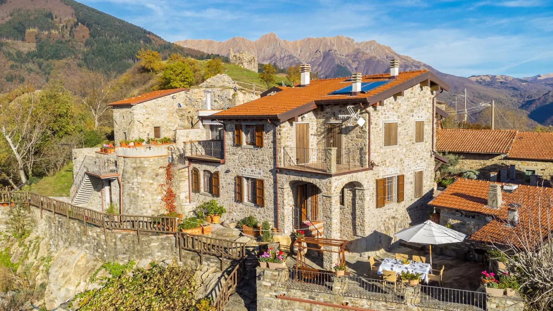 Vivi Luxury Country House Comano  0*, Comano (Tuscany)