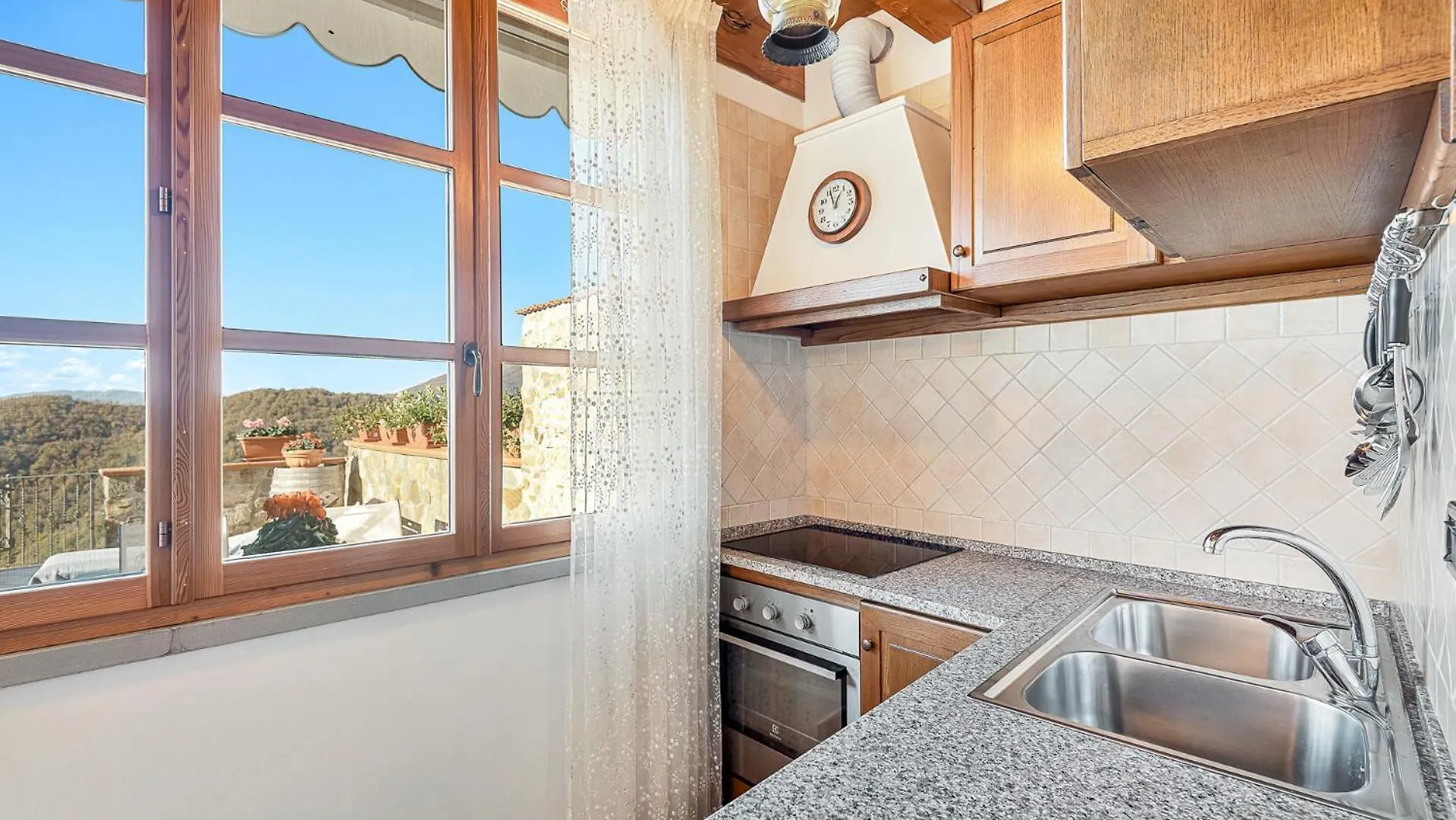 Holiday home Vivi Luxury Country House Comano