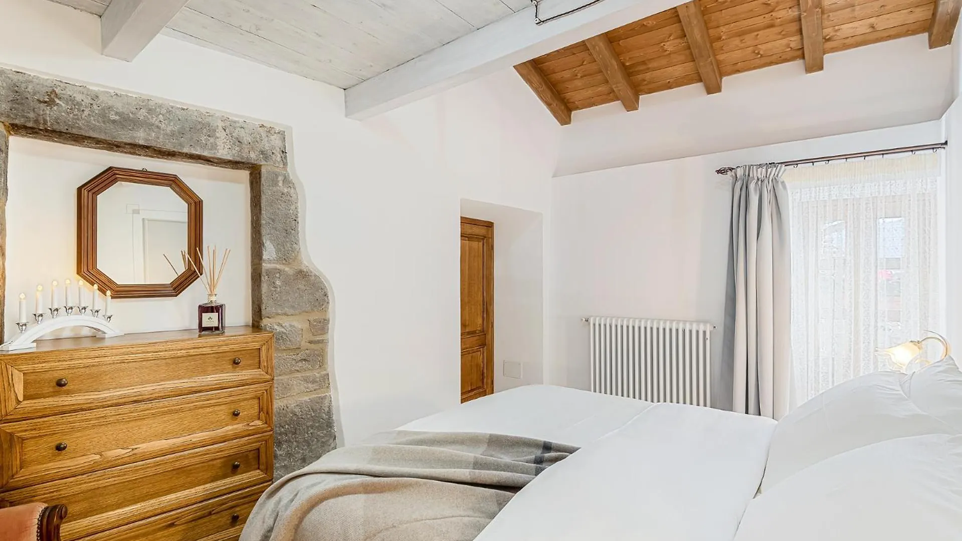 Holiday home Vivi Luxury Country House Comano