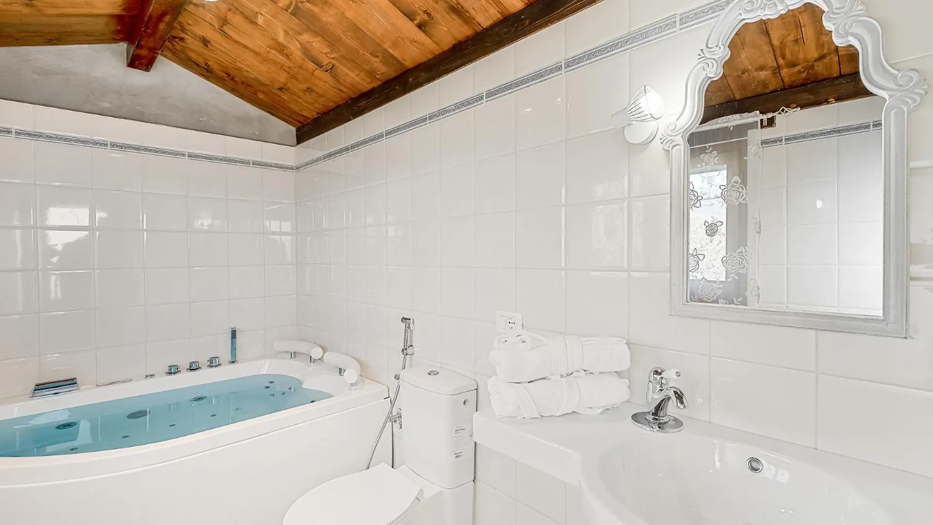 Vivi Luxury Country House Comano  0*, Comano (Tuscany)