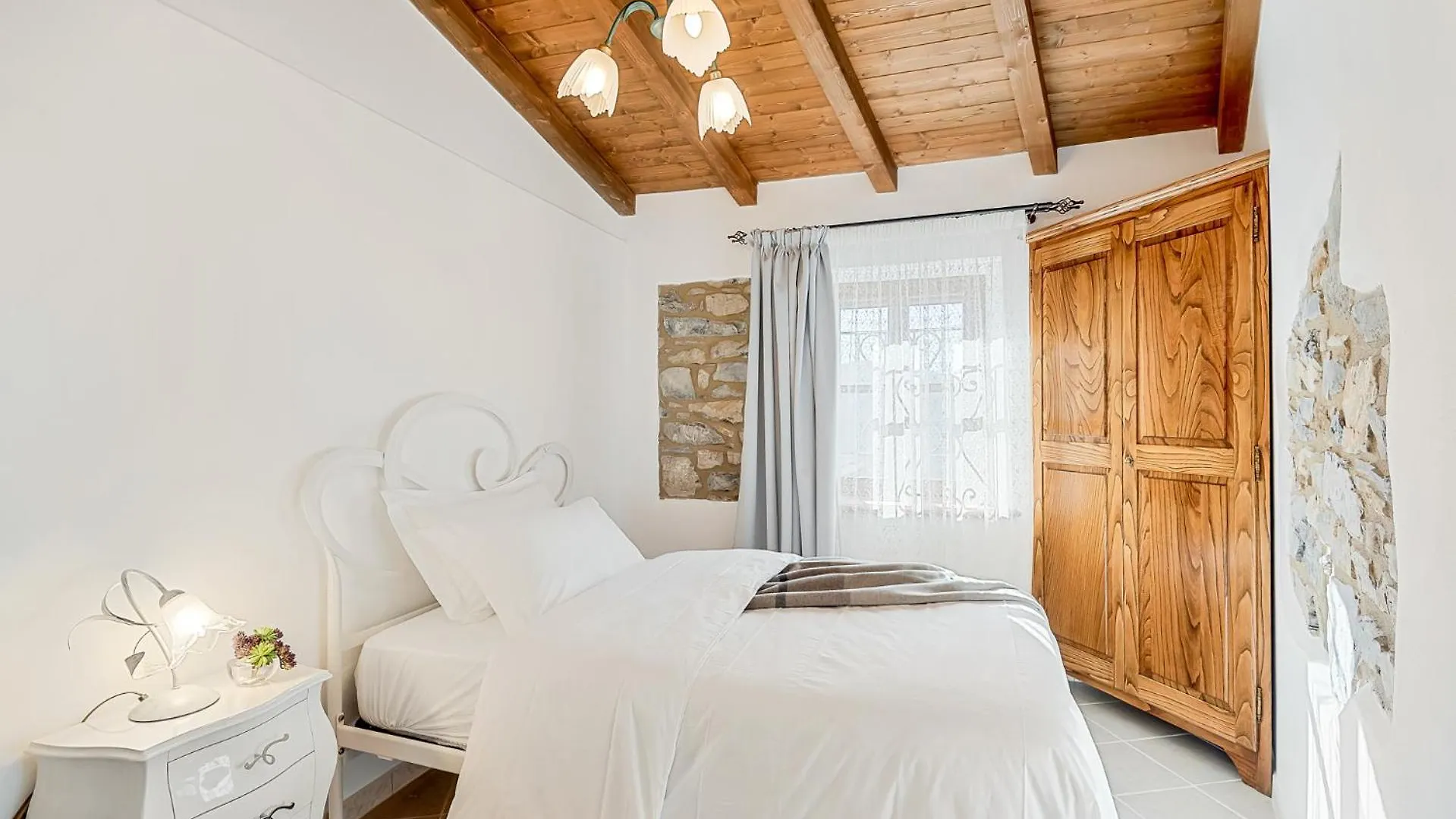 Holiday home Vivi Luxury Country House Comano  Italy