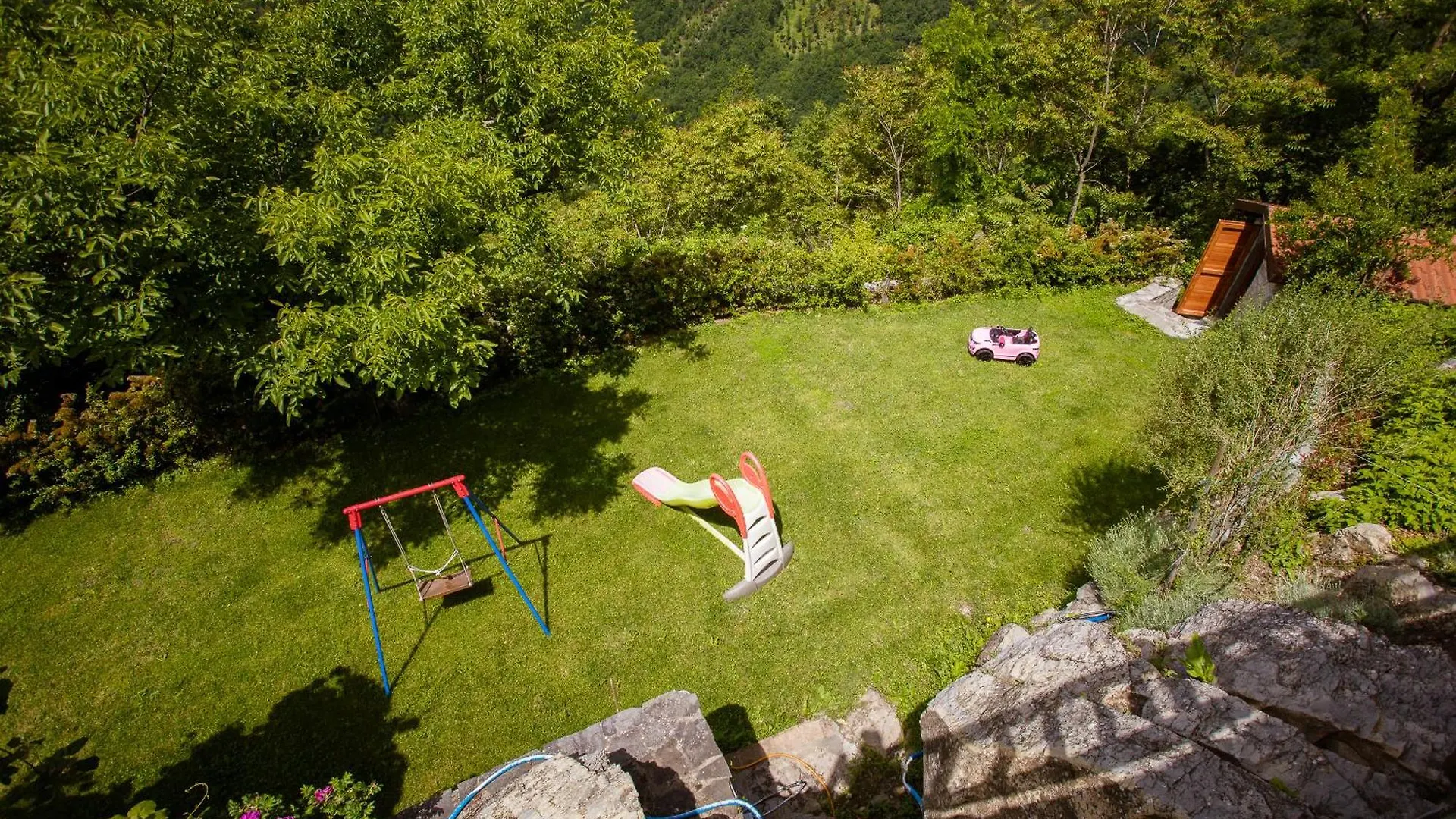Vivi Luxury Country House Comano  Holiday home Comano (Tuscany)